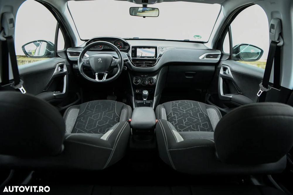 Peugeot 2008 1.2 PureTech Turbo EAT6 S&S Active - 7