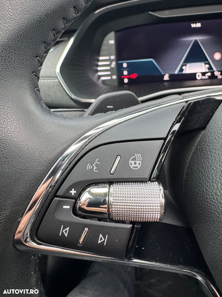 Skoda Octavia 2.0 TDI DSG Style - 10