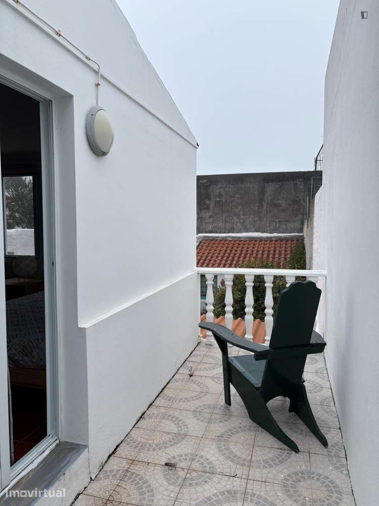 Quarto - localizado em Ponta delgada - Grande imagem: 5/10