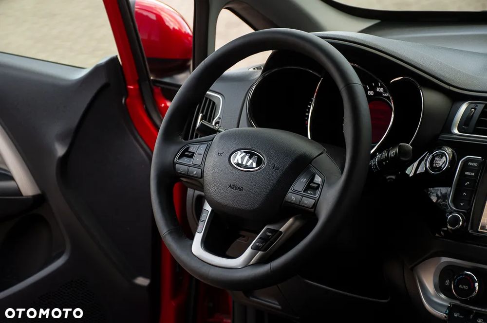 Kia Rio 1.4 Platinum Edition - 34