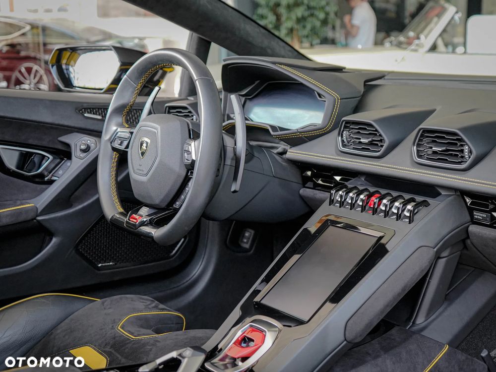 Lamborghini Huracan EVO - 20