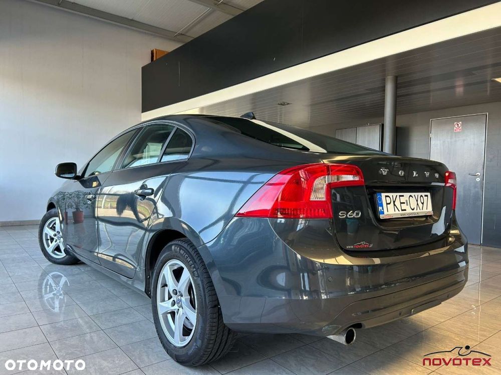 Volvo S60 - 4