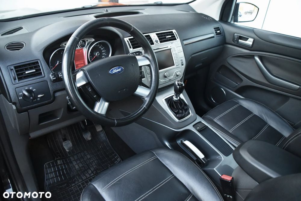 Ford Kuga 2.5 4x4 Titanium - 6