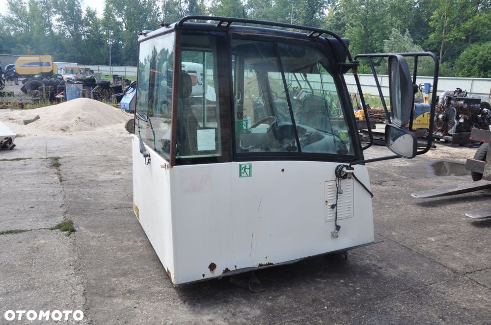 KABINA TEREX TA 25 TA 30 - 2