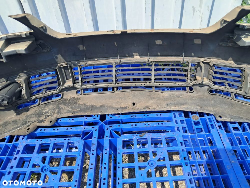 Volkswagen Passat B5 Zderzak przód kompletny - 9
