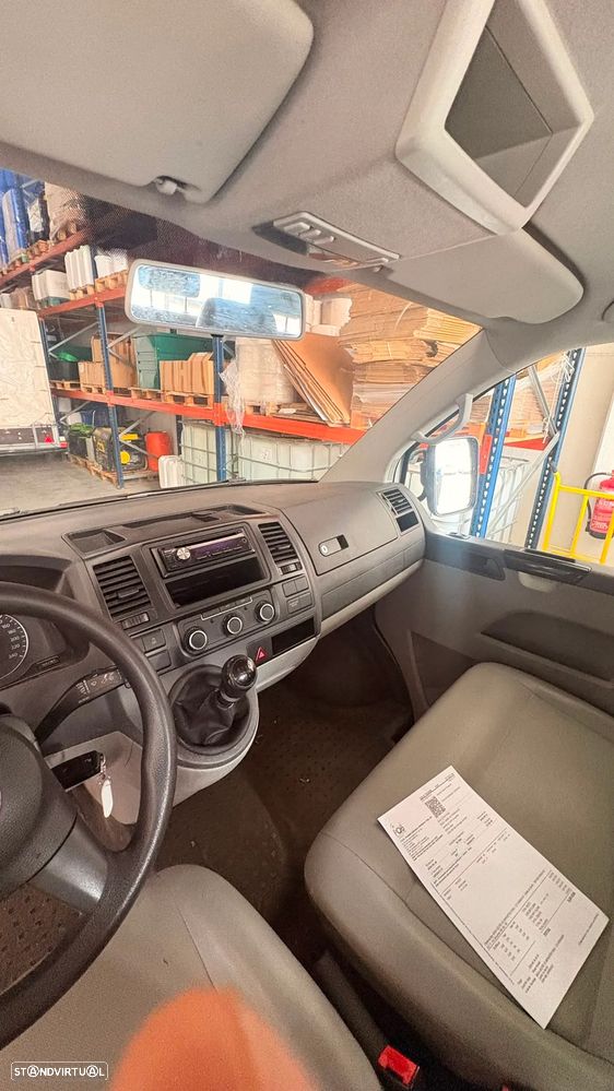 VW Transporter 2.0 TDi 84 Entry - 15