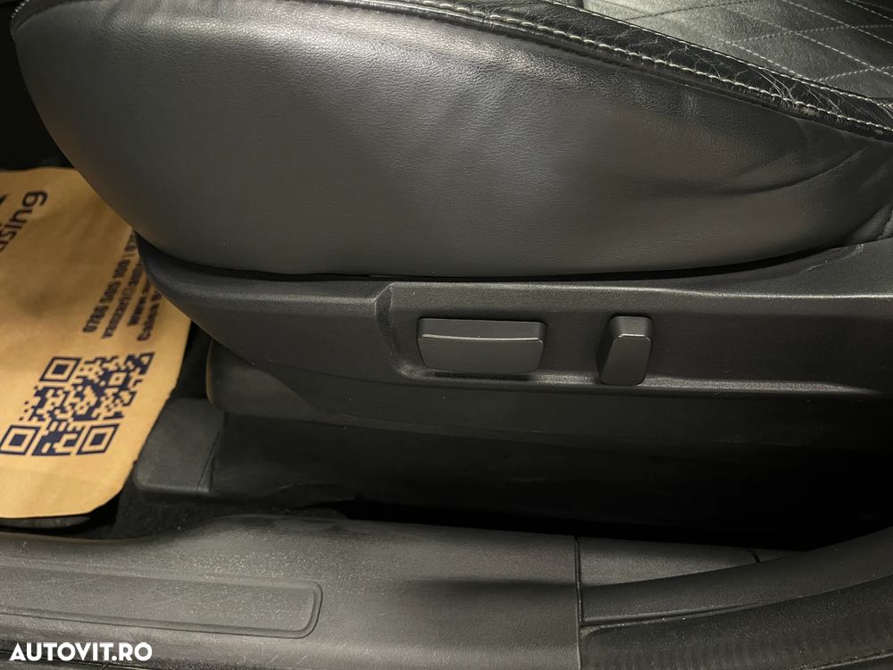 Mitsubishi Outlander 2.4 4WD Plug-In Hybrid Diamant - 23