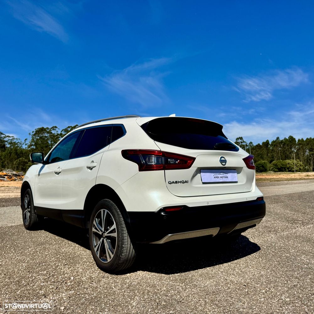 Nissan Qashqai 1.5 dCi N-Connecta J18+Led - 4