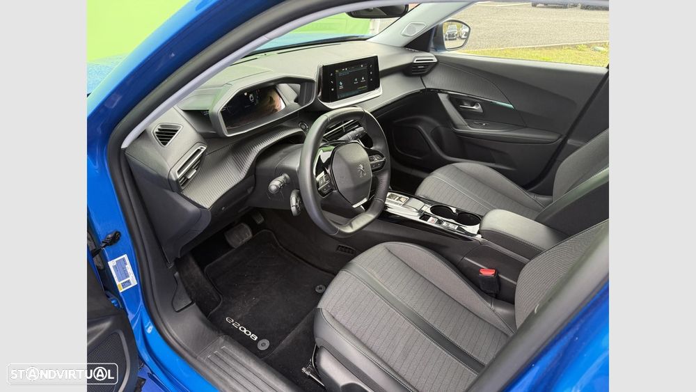 Peugeot e-2008 50 kWh Allure - 10
