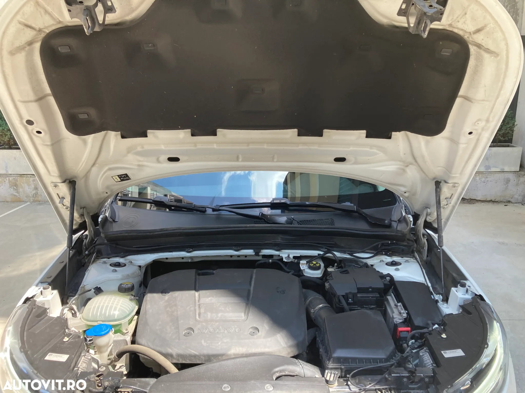 Volvo XC 40 T3 AT8 Momentum - 31