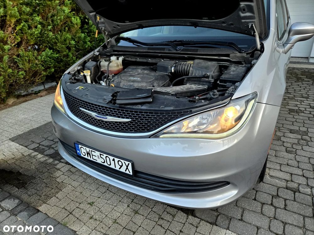 Chrysler Pacifica - 14