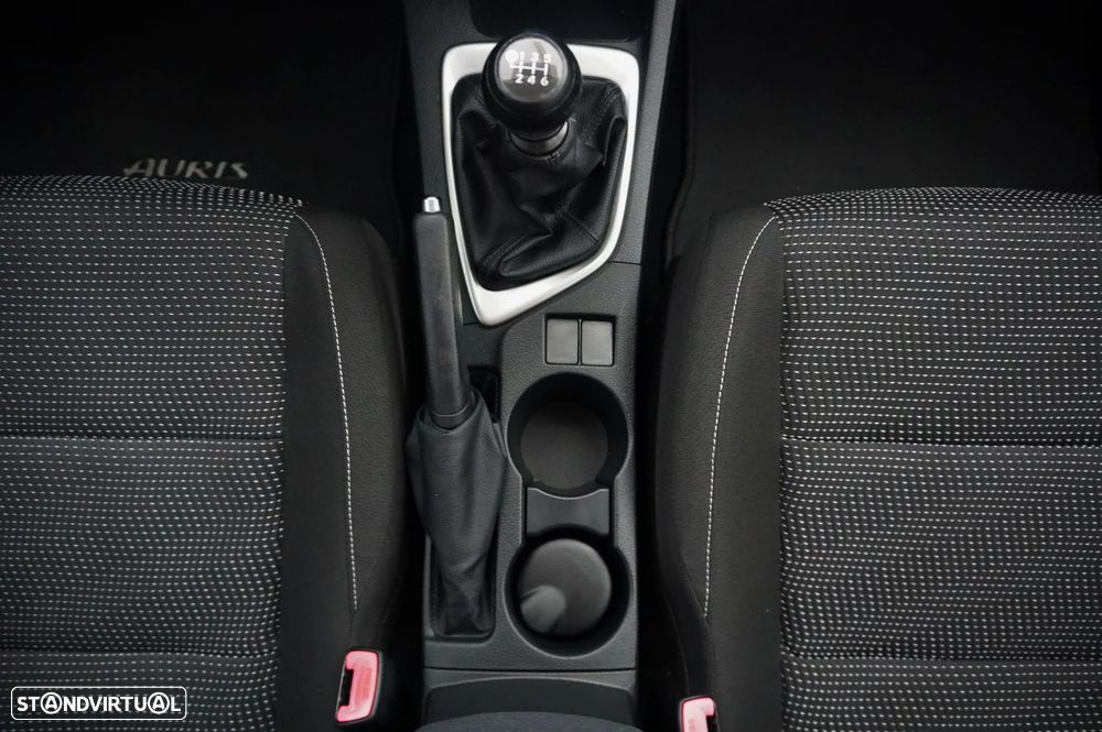 Toyota Auris Touring Sports 1.33 VVT-i Active+AC - 15
