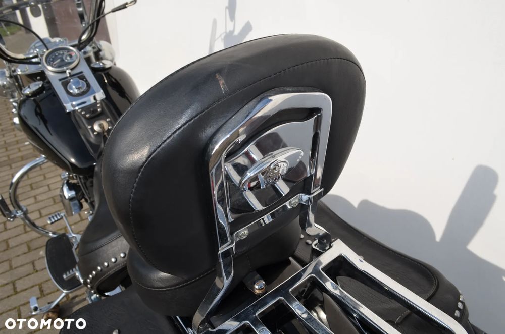 Harley-Davidson Softail Heritage Classic - 33