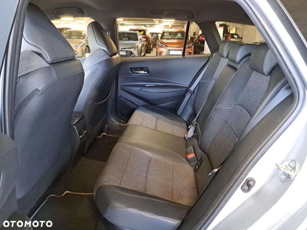 Toyota Corolla 1.8 Hybrid Style - 13