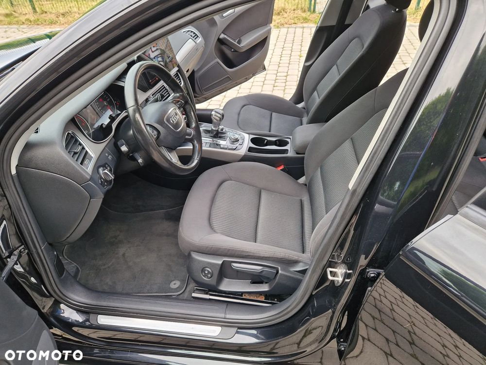 Audi A4 Avant 2.0 TDI DPF multitronic Ambiente - 10
