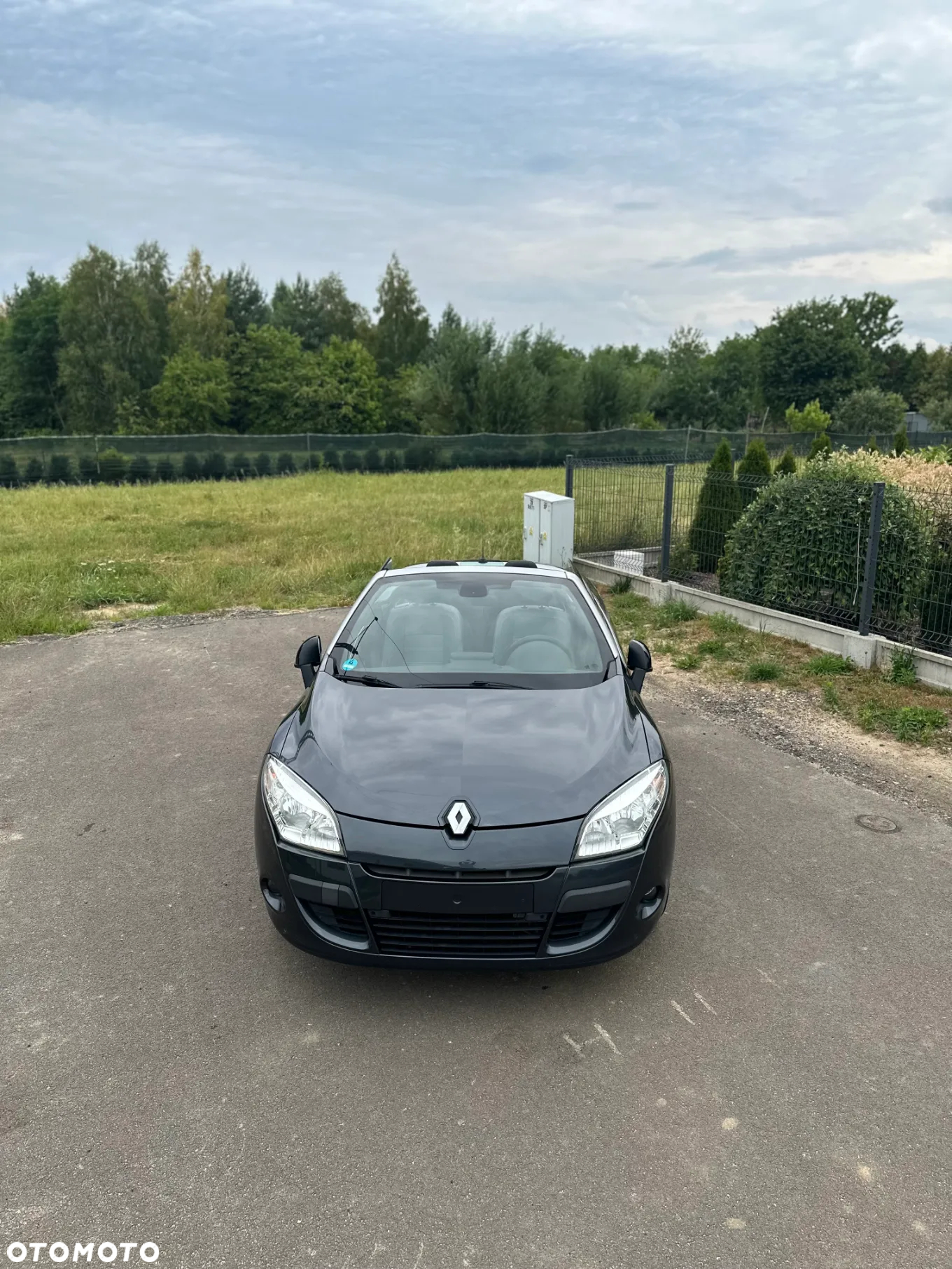 Renault Megane CC 2.0 16V Privilege X-Tronic - 3