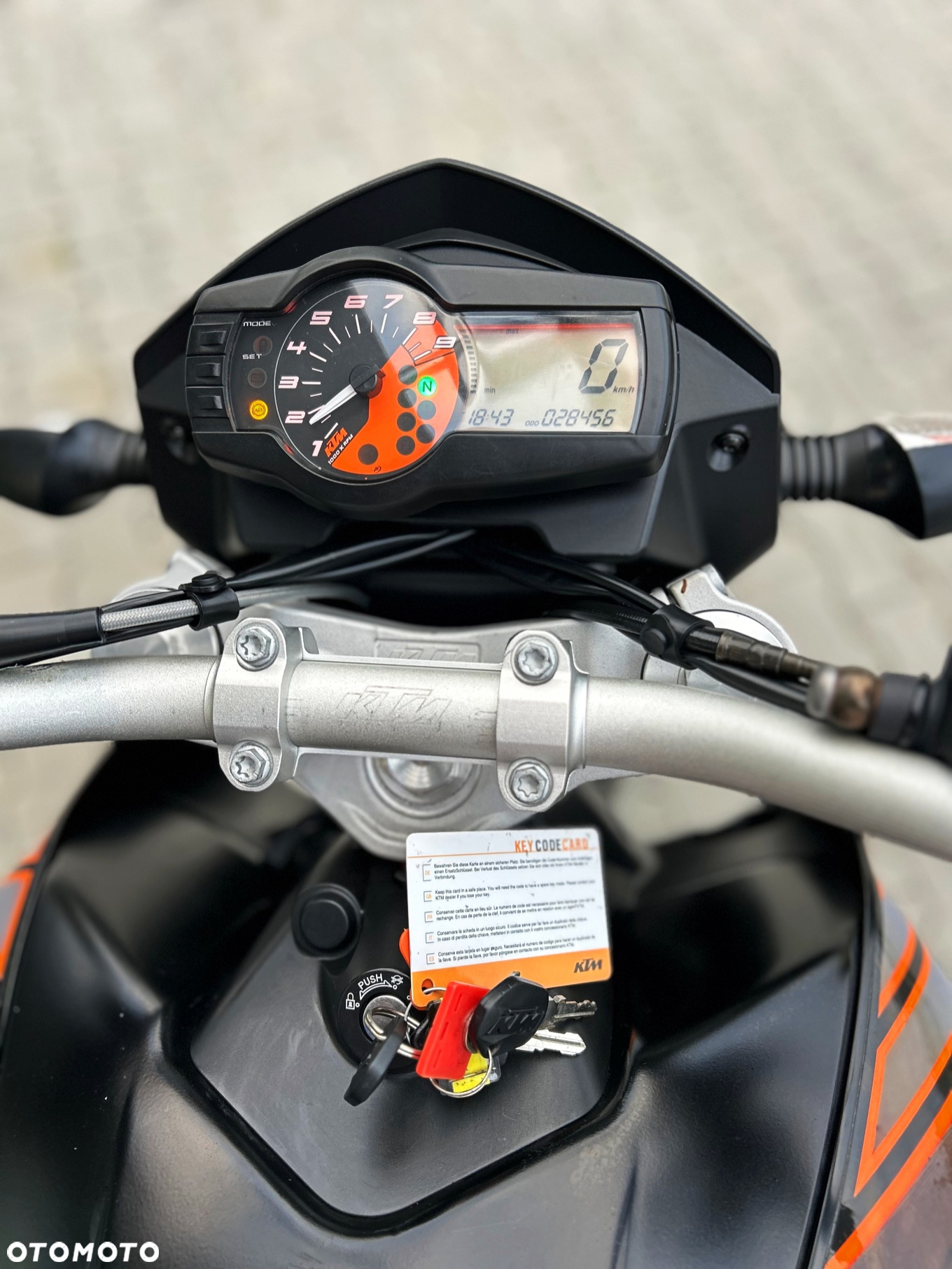 KTM Duke - 17