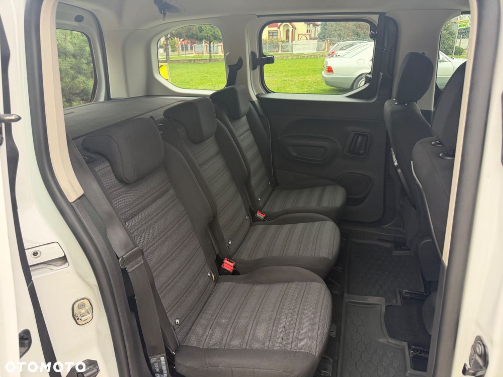 Opel Combo - 26