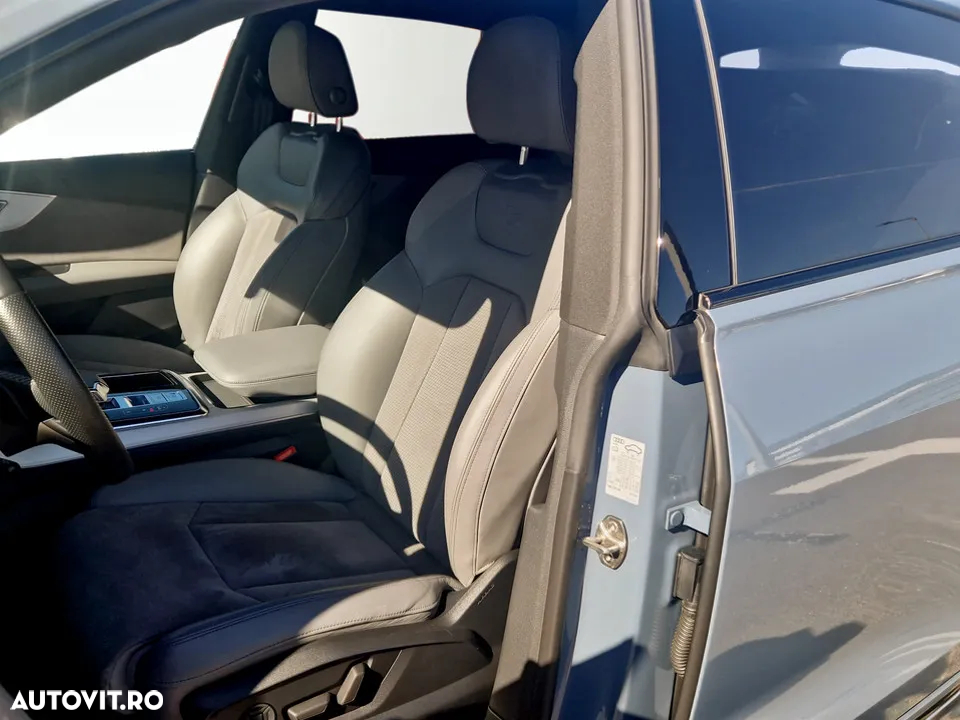 Audi Q8 3.0 55 TFSI quattro Tiptronic MHEV - 12