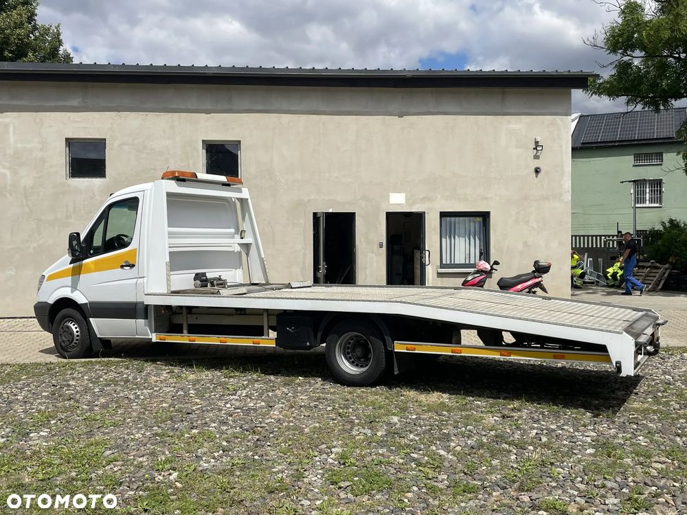 Mercedes-Benz Sprinter 519 - 9
