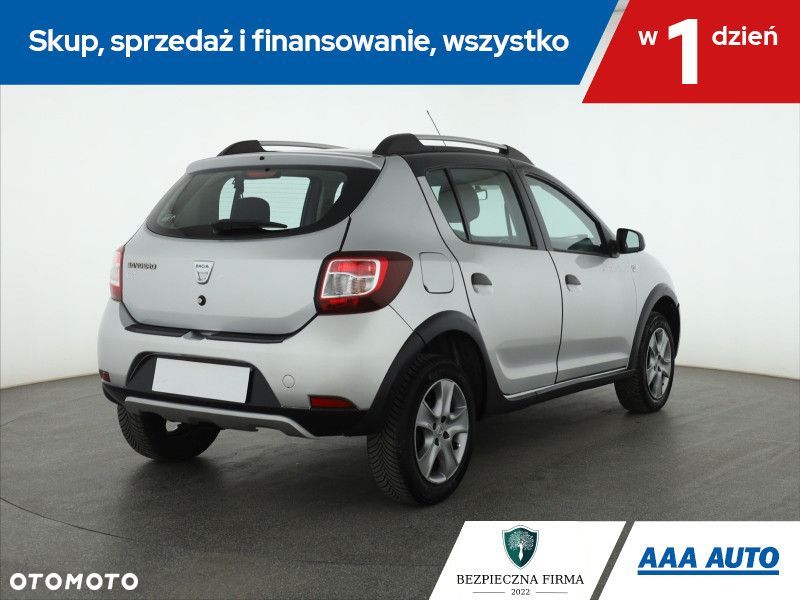 Dacia Sandero - 7