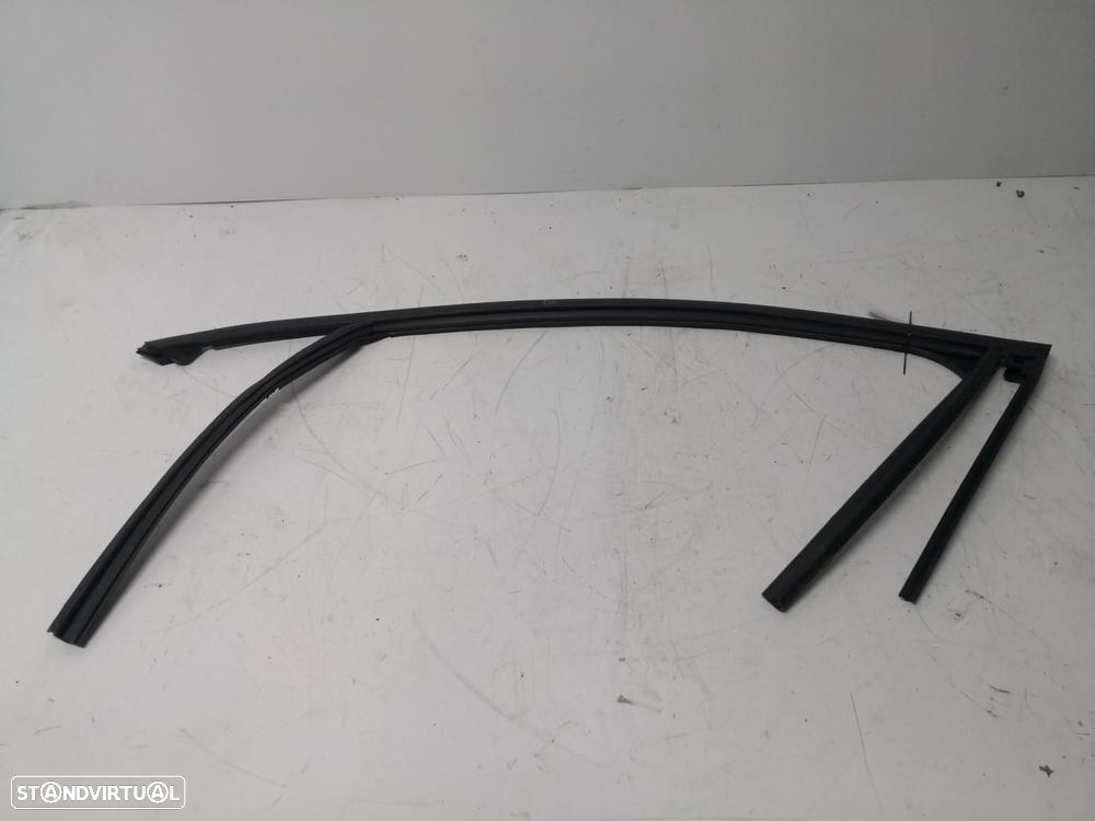 BORRACHAS PORTA FORD KUGA - 1