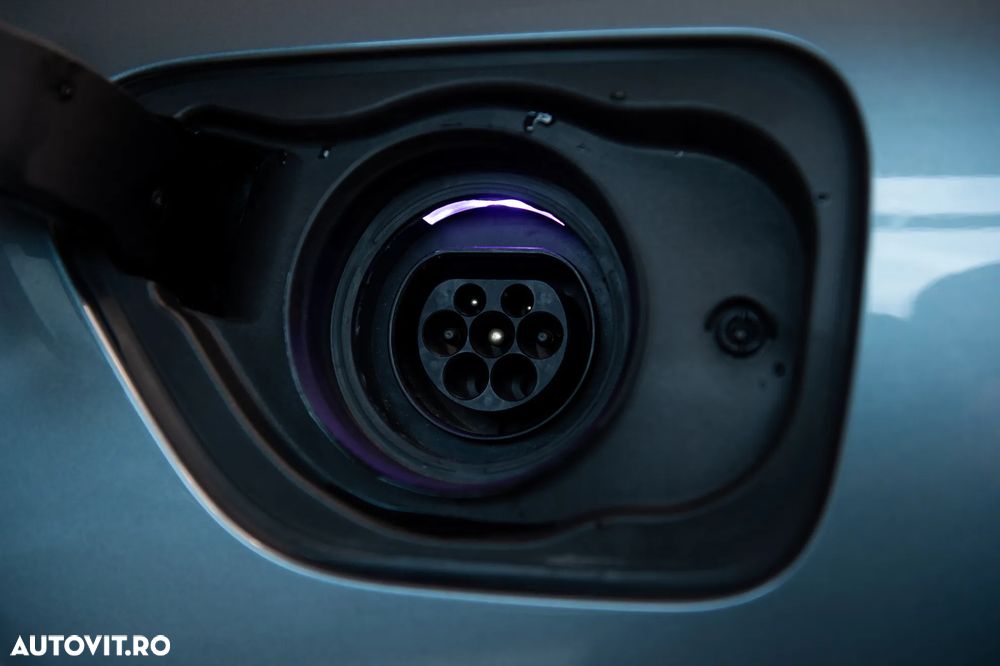 Volvo S60 T8 Recharge AWD Geartronic RDesign - 12