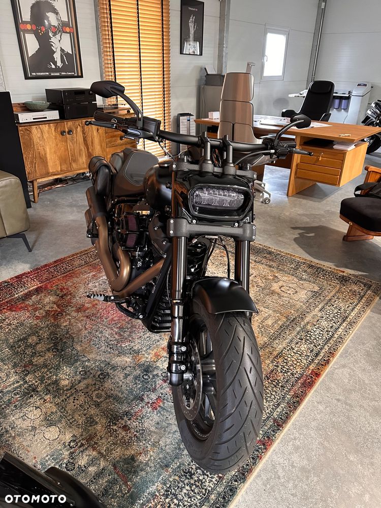 Harley-Davidson Softail Fat Bob - 13