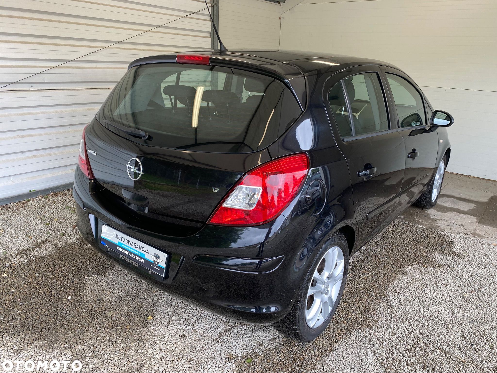Opel Corsa 1.2 16V Essentia - 7
