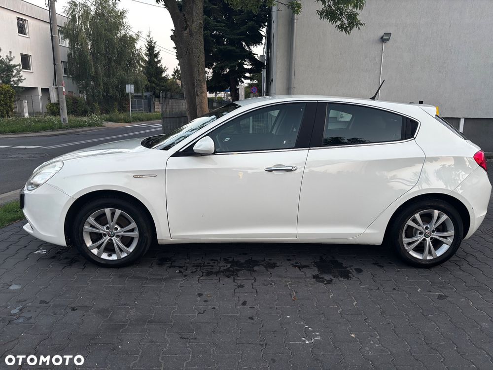 Alfa Romeo Giulietta 1.4 TB MultiAir Distinctive - 4