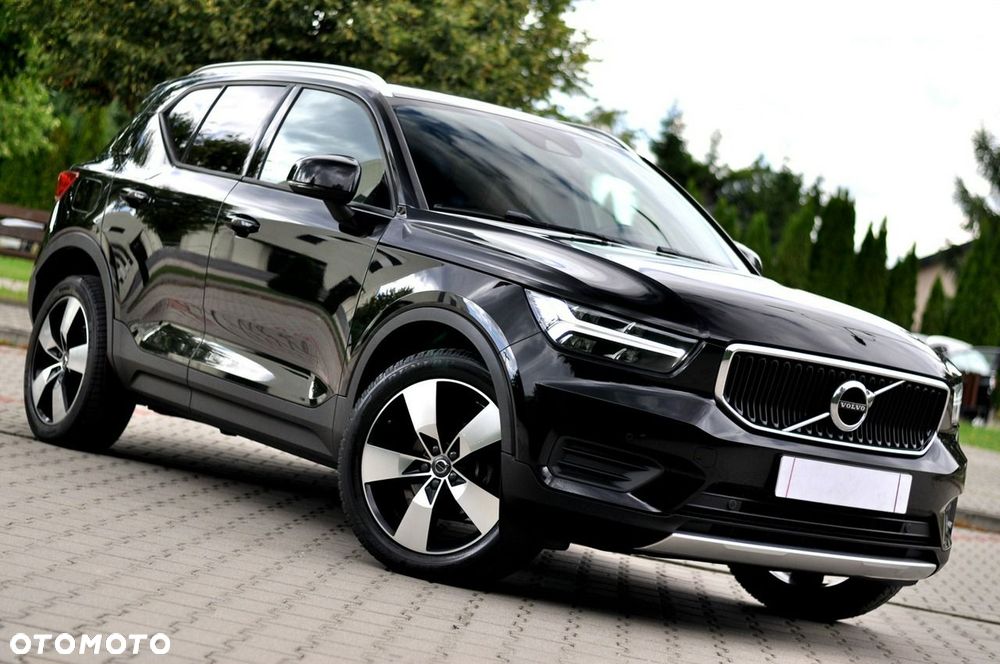 Volvo XC 40 D3 Momentum Pro - 2