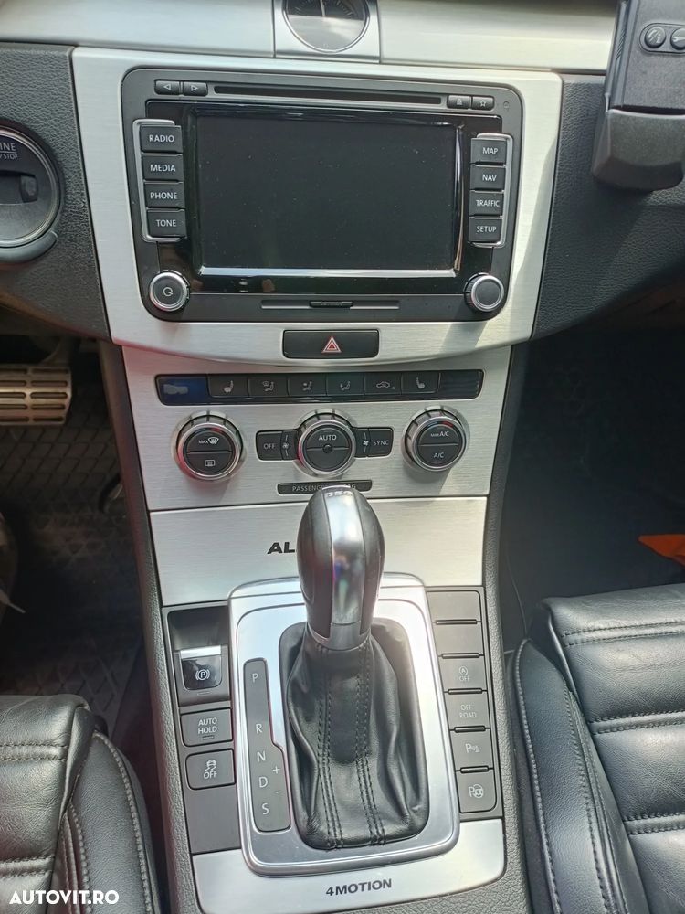 Volkswagen Passat Alltrack 2.0 TDI 4Motion DSG BlueMotion Tec - 6