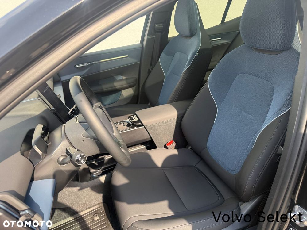 Volvo EX30 - 12