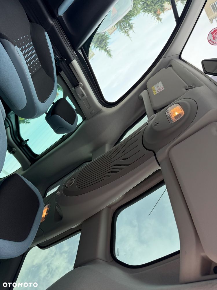Citroën Berlingo Multispace VTi 120 Exclusive - 24