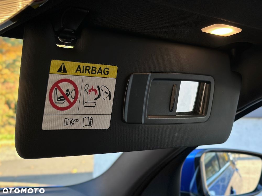 BMW Seria 3 318d M Sport - 24