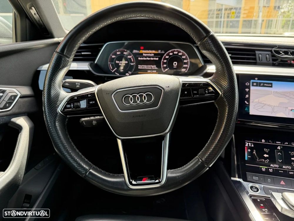 Audi e-tron 55 quattro S line - 30
