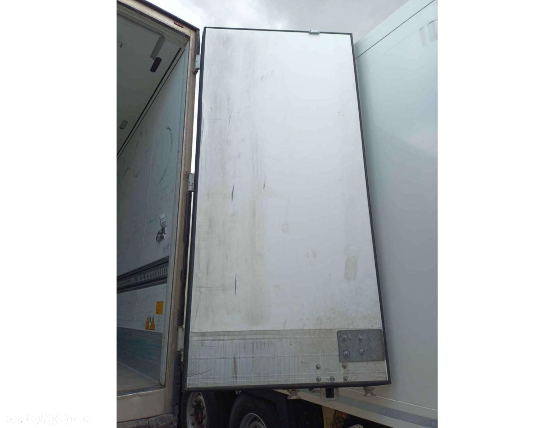 Schmitz Cargobull SKO FP 60 ThermoKing SLXi 300 - 6