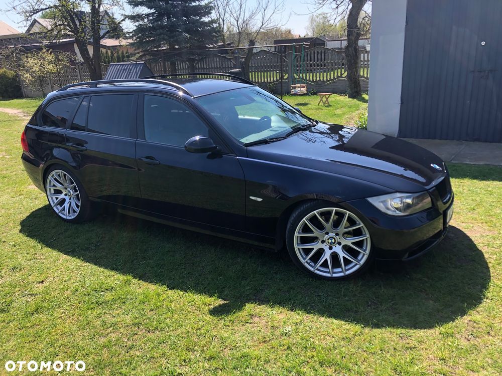 BMW Seria 3 320d - 28