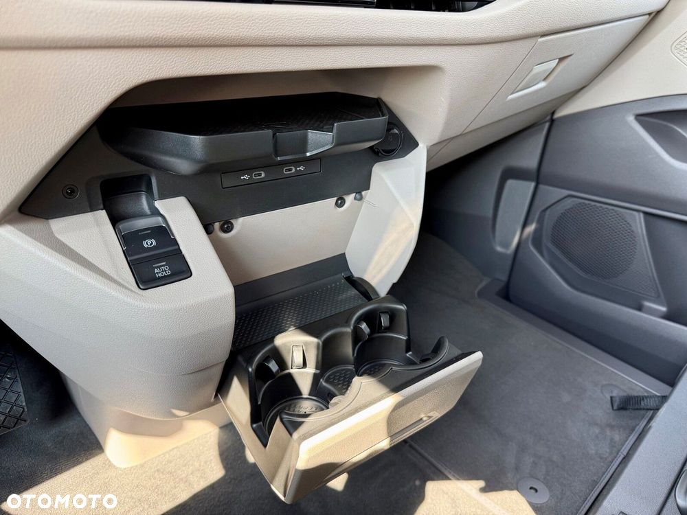 Volkswagen California - 13