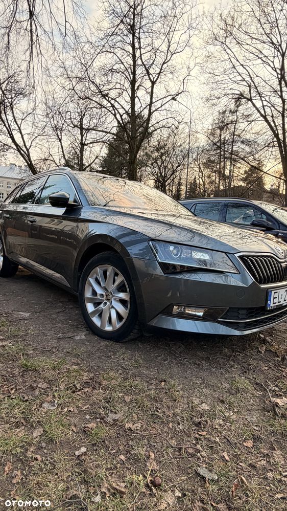 Skoda Superb 2.0 TDI 4x4 Ambition DSG - 8