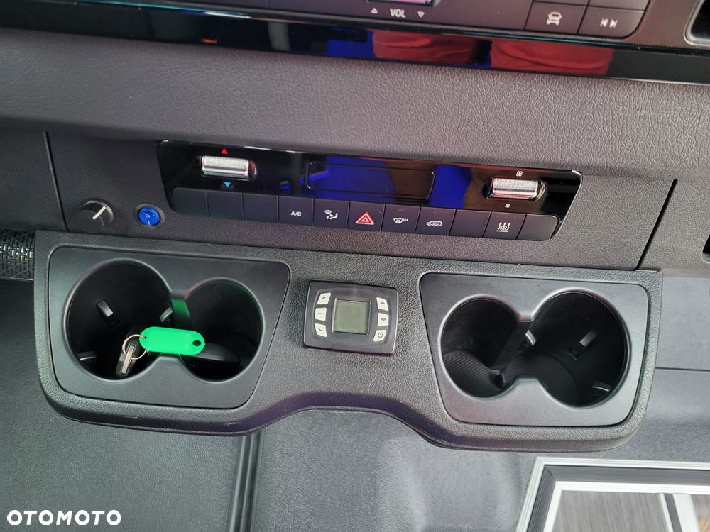 Mercedes-Benz Sprinter - 18
