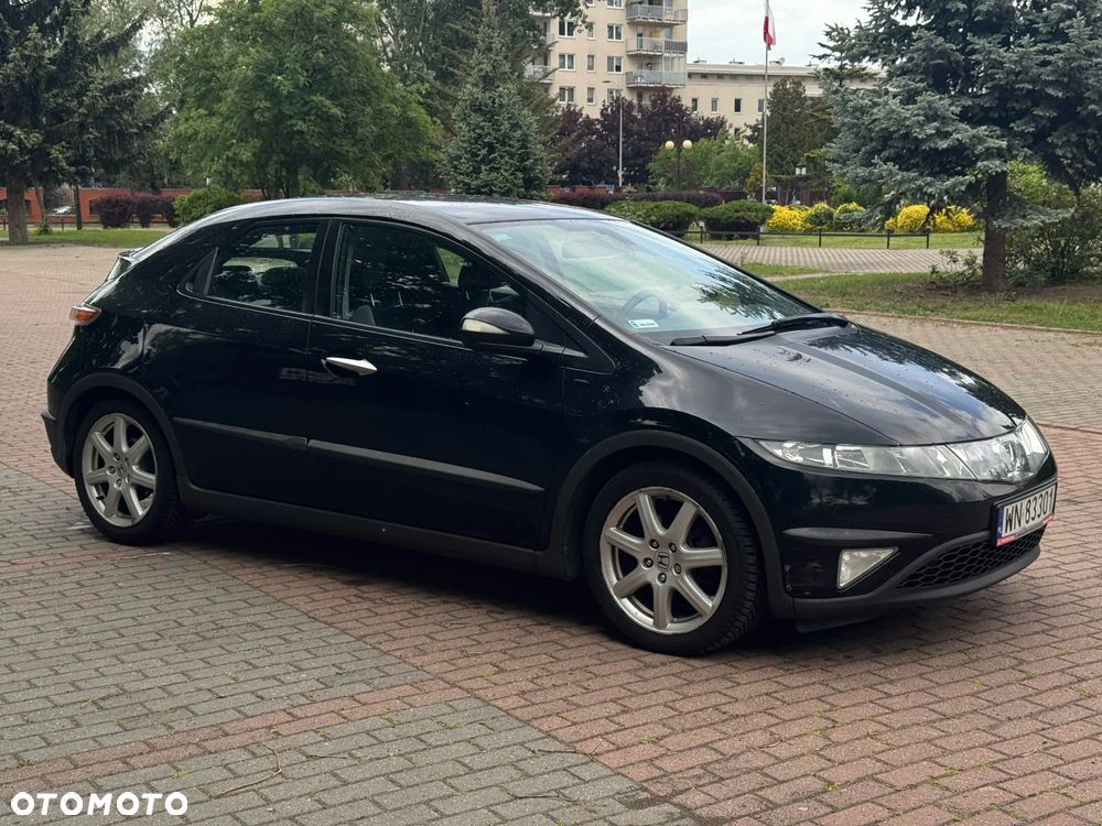 Honda Civic 1.8 Comfort - 9
