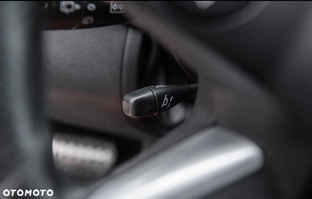 Mercedes-Benz ML 63 AMG 4Matic 7G-TRONIC 10th Anniversary - 24