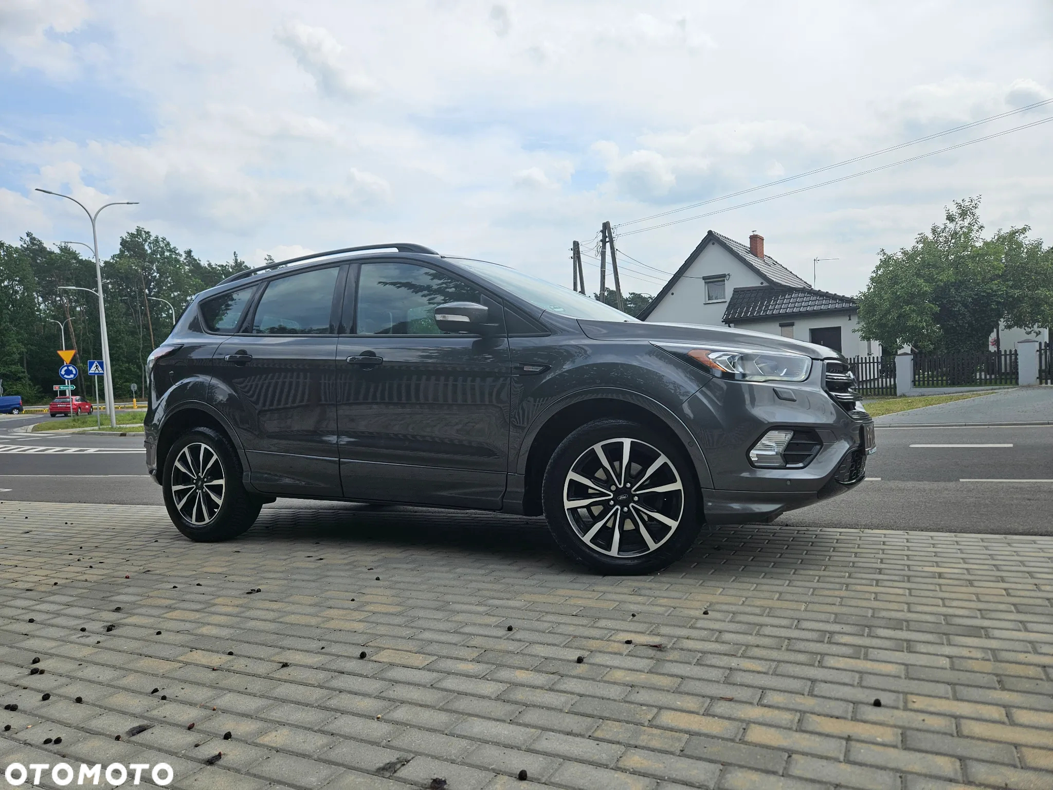 Ford Kuga 1.5 EcoBoost 2x4 ST-Line - 36