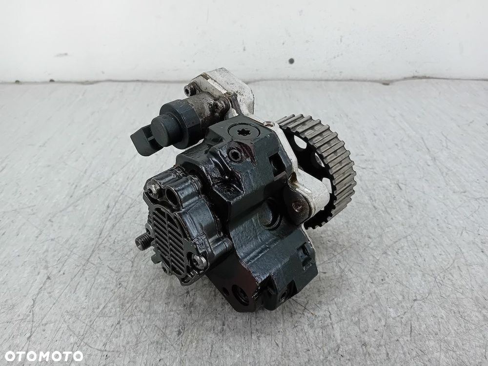 POMPA WTRYSKOWA VW CRAFTER 2.5 TDI - 2