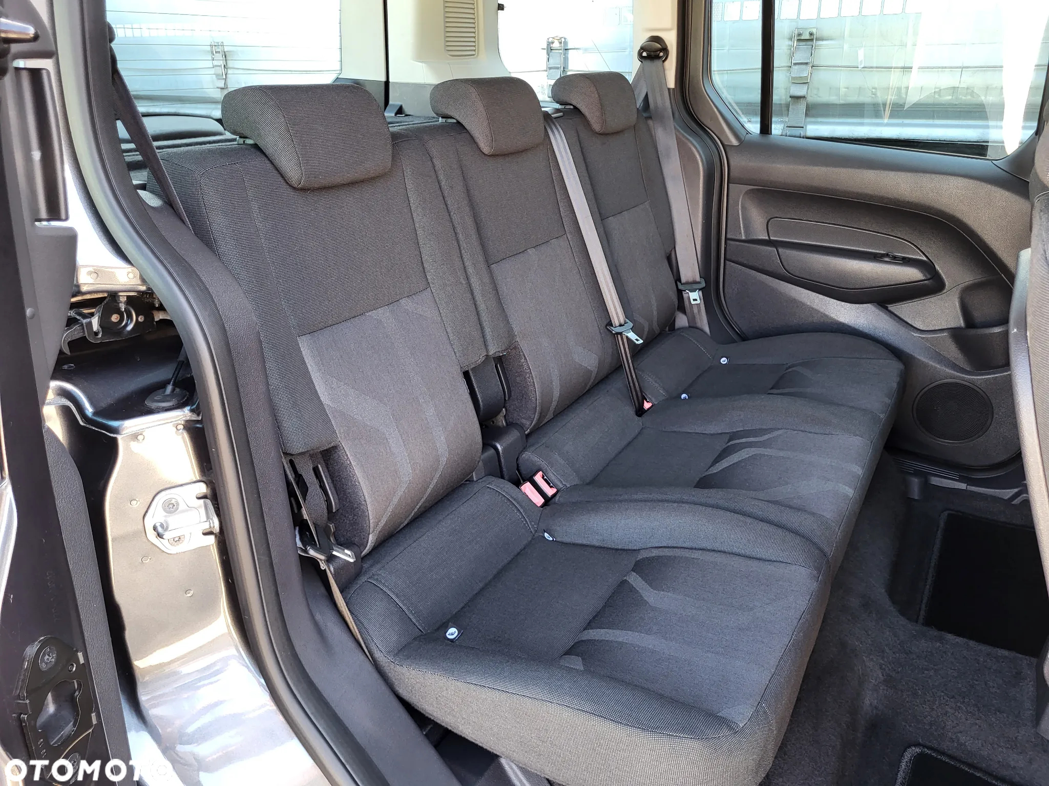Ford Tourneo Connect 1.0 EcoBoost Start-Stop Trend - 27