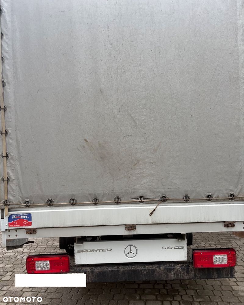 Mercedes-Benz Sprinter - 4