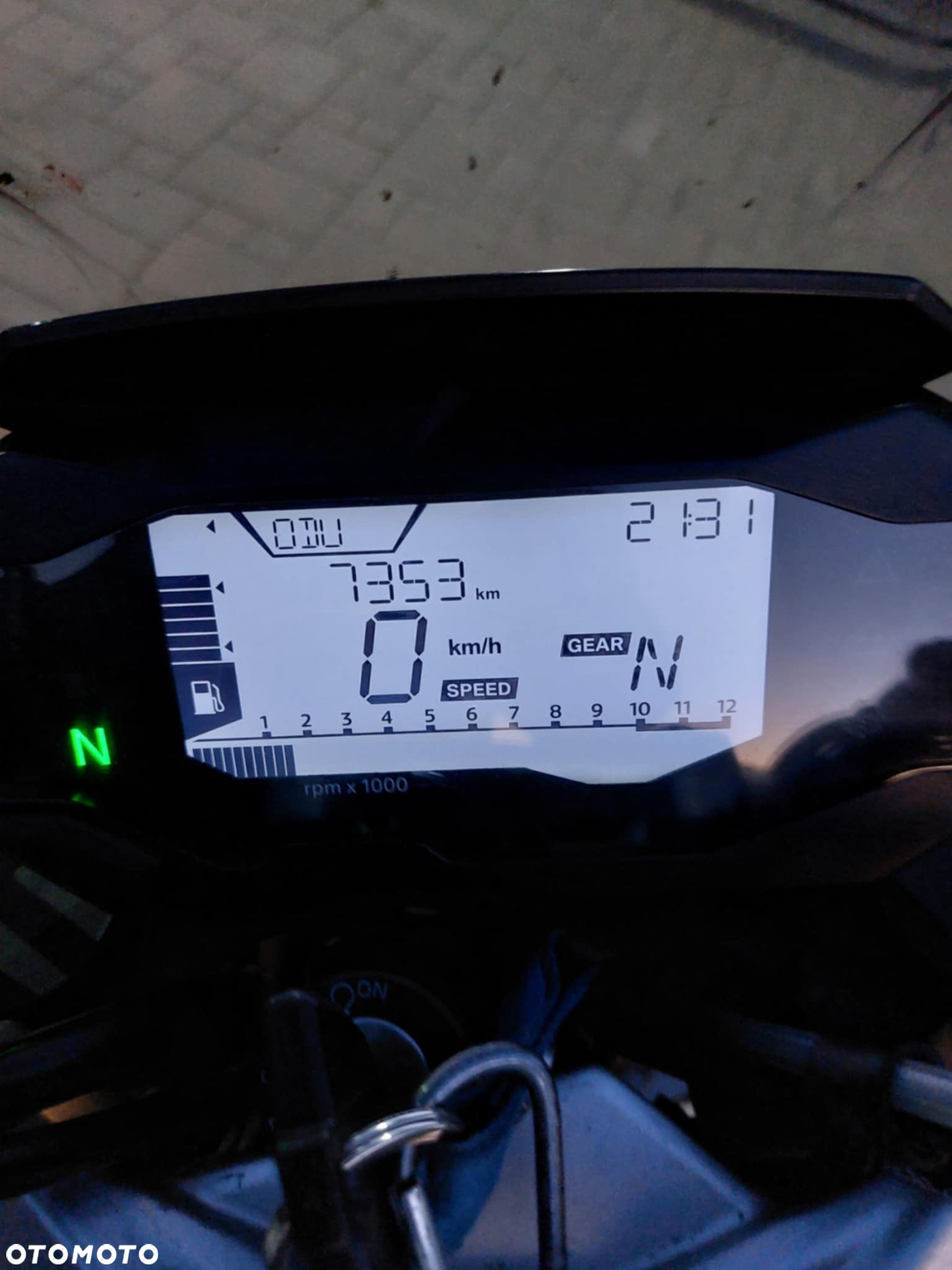 BMW G - 7