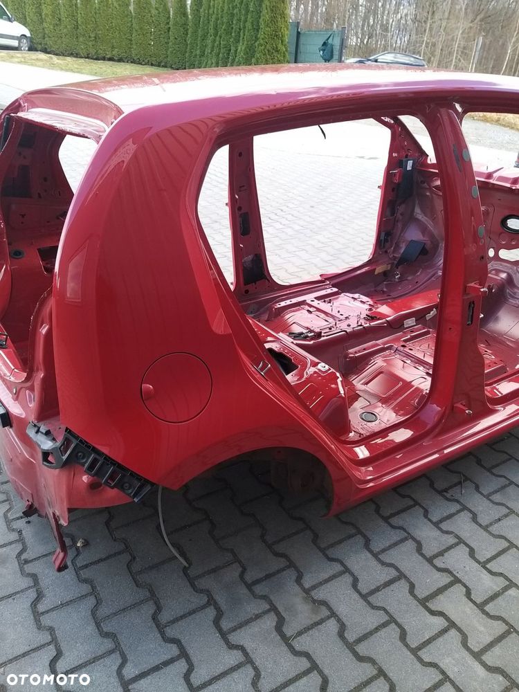 vw e-up elektryk błotnik prawy lewy tył cwiartka pas wanna podłoga ly3d - 2