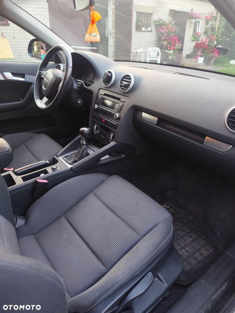 Audi A3 Sportback - 9